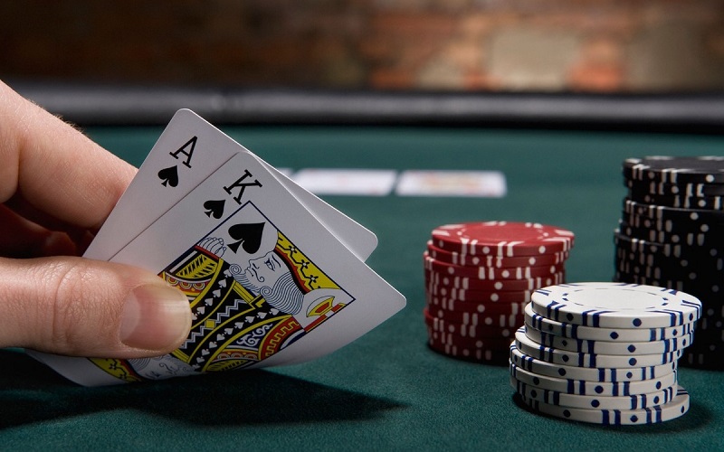 chiến lược chơi Poker online an toàn